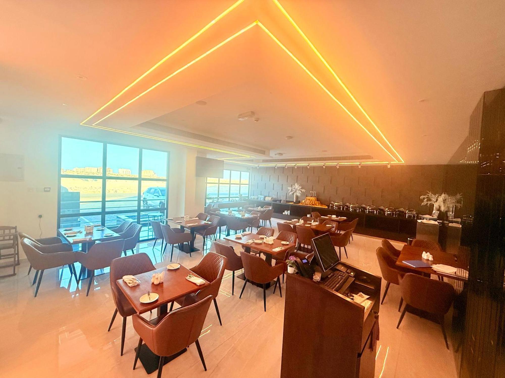 Duqm Express Hotel 外观 照片